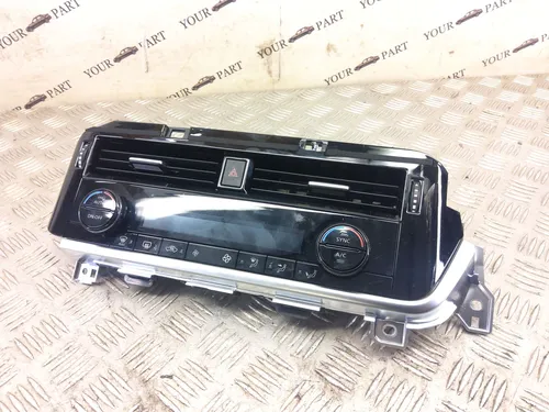 275006UA0A Nissan Qashqai J12 Climate control unit