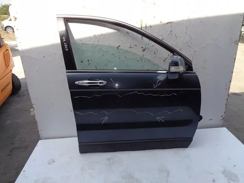 NH684P Honda CR-V Front door