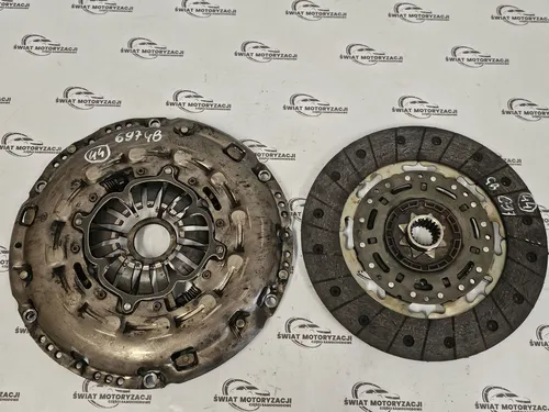 697GB Toyota Avensis T270 Clutch set kit