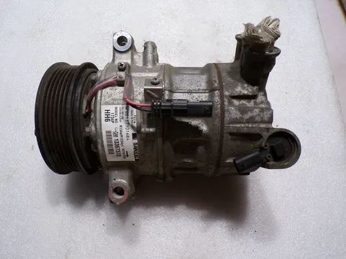 13367373 Opel Insignia A Air conditioning (A/C) compressor (pump)