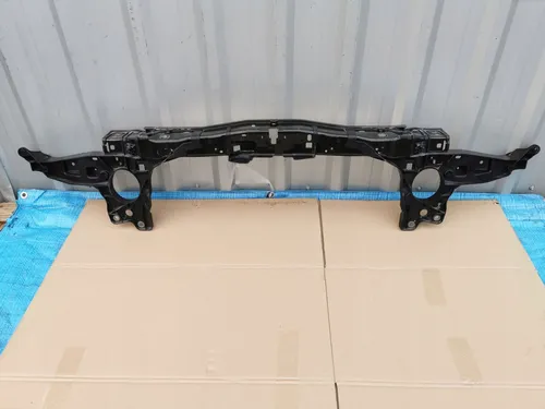 7P5805594A Porsche Cayenne (92A) Radiator support slam panel