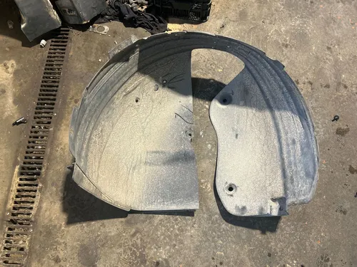 86810C5500 KIA Sorento Front wheel arch liner splash guards