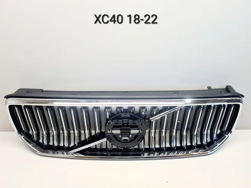 31459417 Volvo XC40 Front bumper upper radiator grill