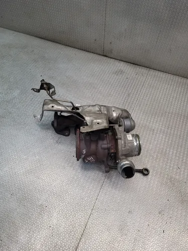 31380130 Volvo V40 Cross country Turbo
