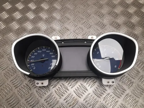 670031674 Maserati Ghibli Speedometer (instrument cluster)