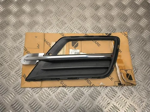 2K5853666D Volkswagen Caddy Front grill