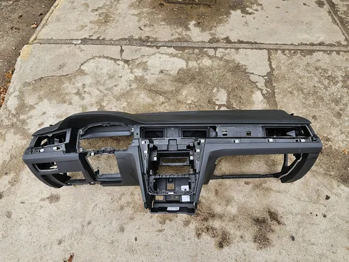 3G1857003AL Volkswagen PASSAT B8 Dashboard