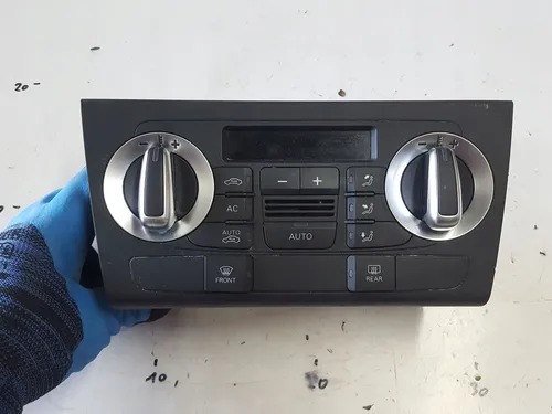 8U0820043B Audi Q3 8U Climate control unit