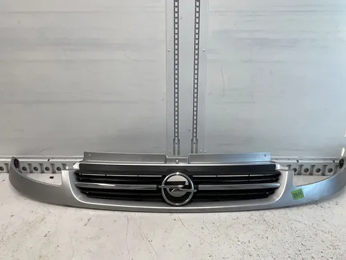 8200044873 Opel Vivaro Front bumper upper radiator grill
