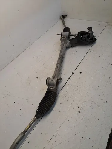 00071 Toyota Yaris Steering rack
