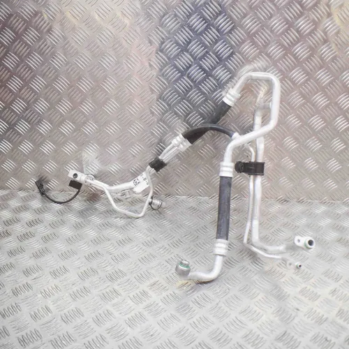 101954400B Tesla Model S Air conditioning (A/C) pipe/hose