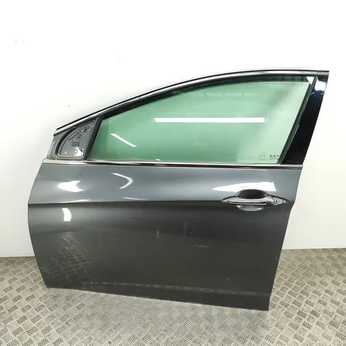 760033Z000 Hyundai i40 Front door