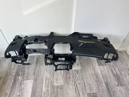346DIPPRB Toyota Yaris XP210 Dashboard