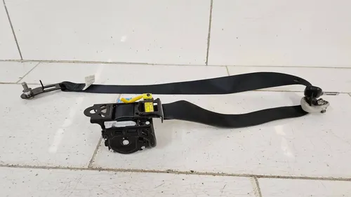 1085479 Mazda CX-5 Front seatbelt