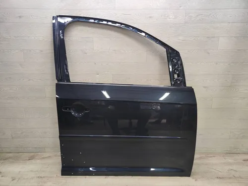 2K5831312 Volkswagen Caddy Front door