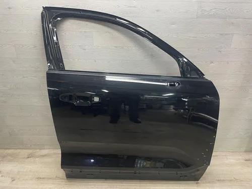 8351A009 Volvo XC40 Front door