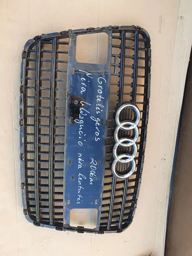 4L0853651A Audi Q7 4L Front bumper upper radiator grill