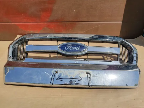 EB3B8350A Ford Ranger Front bumper upper radiator grill