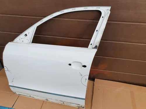 8R0831311 Audi Q5 SQ5 Front door