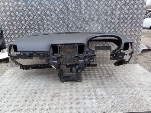 P01344023BL Jeep Grand Cherokee Dashboard