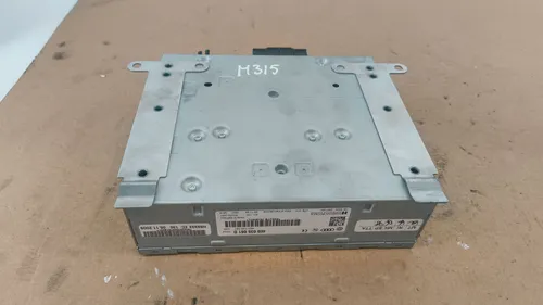 4E0035061 Audi A8 S8 D3 4E Radio/CD/DVD/GPS head unit