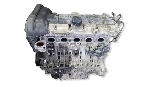 1001844 Volvo V70 Engine