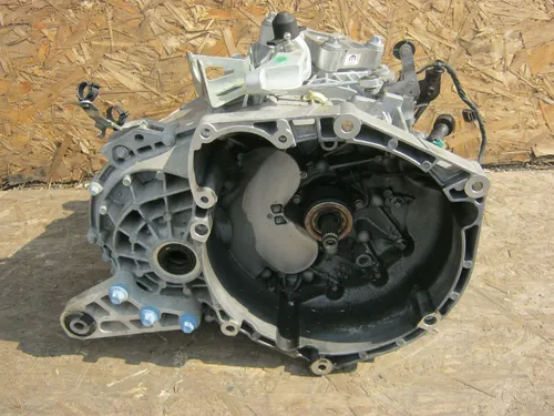 C63563538 Jeep Compass Manual 6 speed gearbox