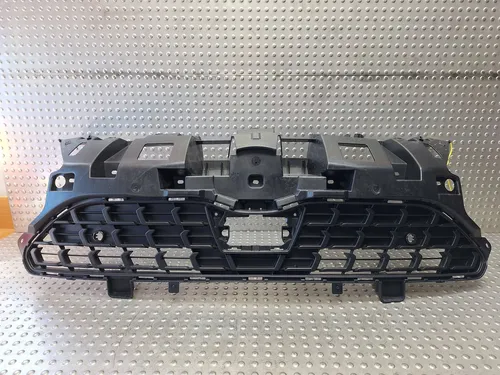 53111-0DB21 Toyota Yaris Cross Front grill