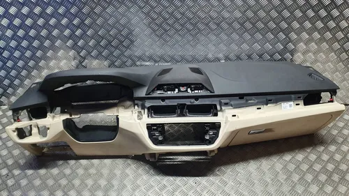 9388648-15 BMW 5 G30 G31 G38 Dashboard