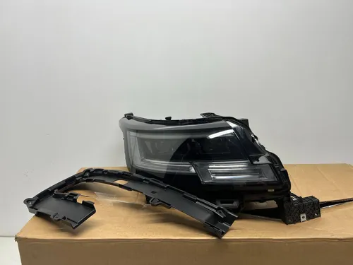 M8E2-13W029-HM Land Rover Range Rover L460 Type LK Headlight/headlamp