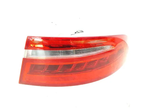 1933370204 Jaguar XE Rear/tail lights