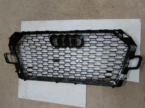 8W0853651BD Audi A4 S4 B9 Front grill