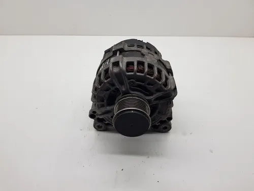 0125811028 Volkswagen PASSAT B7 Generator/alternator