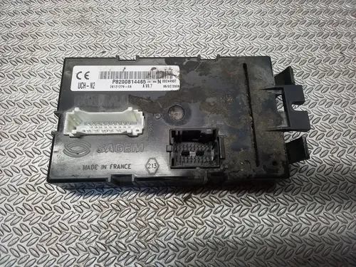 P8200814465N Opel Vivaro Comfort/convenience module