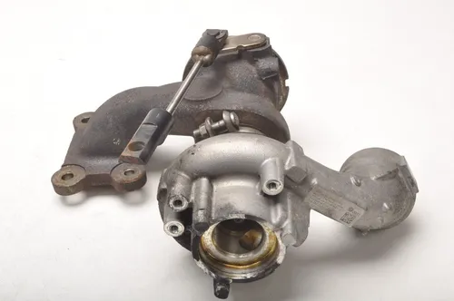 04E145715J Audi A4 S4 B9 Turbo
