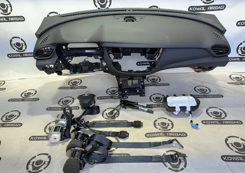 YQ0001224X Opel Grandland X Dashboard