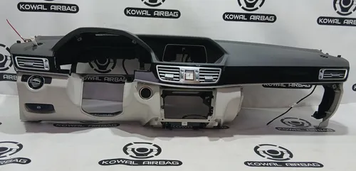 126804687 Mercedes-Benz E W212 Dashboard