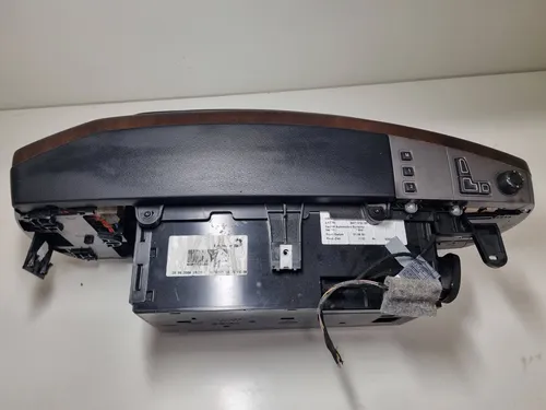 B07006200 BMW 7 E65 E66 Tool box