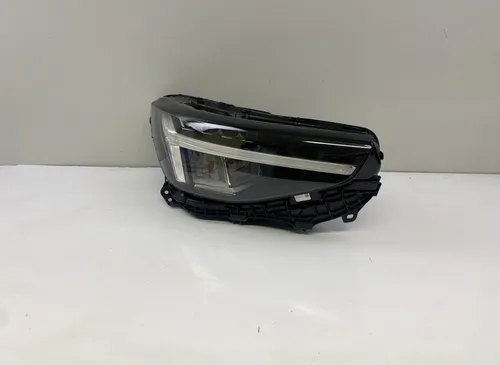 31655529 Volvo XC40 Headlight/headlamp