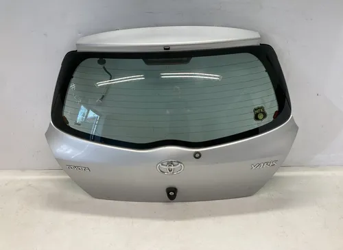 670050D160 Toyota Yaris Tailgate/trunk/boot lid