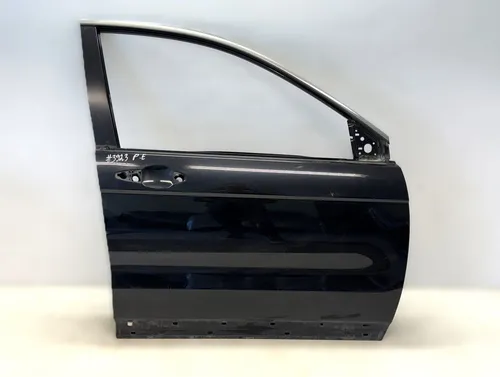 67010SWWE00ZZ Honda CR-V Front door