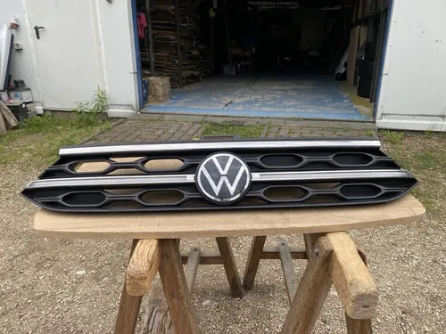 2GA853651H Volkswagen T-Roc Front grill