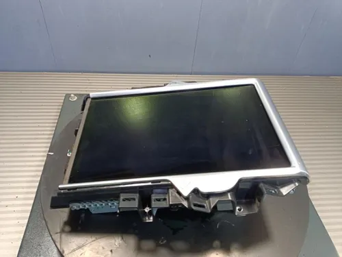 1045006-03-D Tesla Model S Radio/CD/DVD/GPS head unit