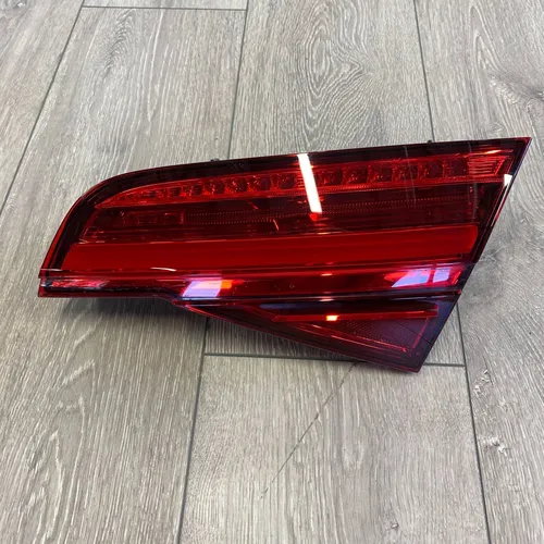 4H0945094J Audi A8 S8 D4 4H Tailgate rear/tail lights